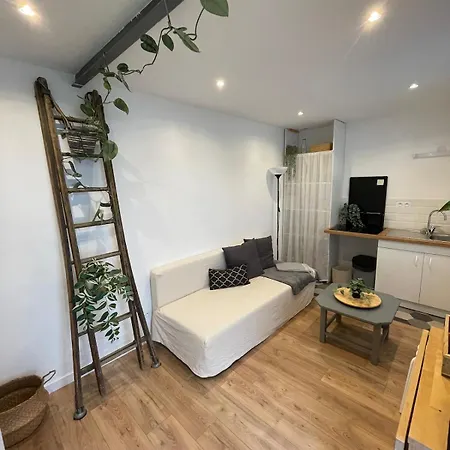 - Chez Nous - * Клермон-Ферран